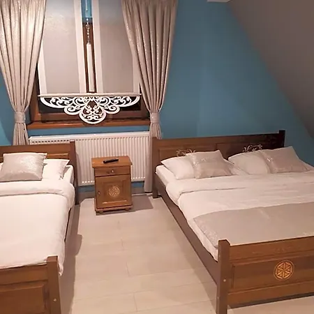 Magurskie Bywanie לינה וארוחת בוקר Witów